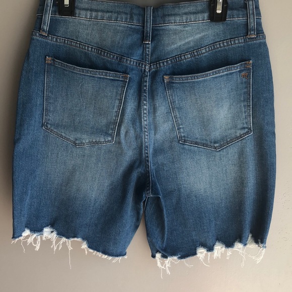 High-rise denim mid-length shorts size 29 - Picture 2 of 4